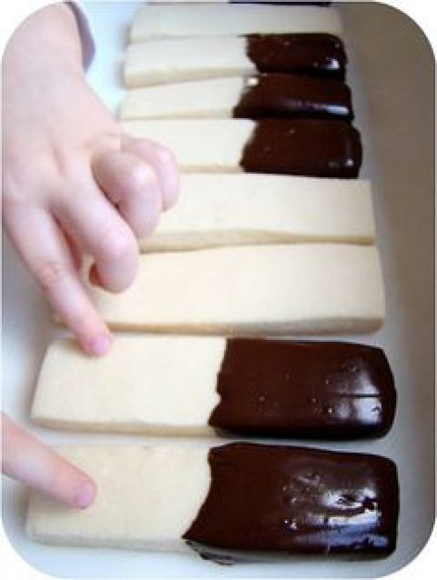 DIY cookies, piano lesson activities